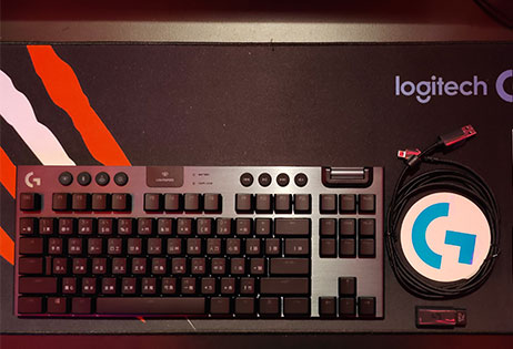 【達人開箱】Logitech 羅技G913 TKL無線電競鍵盤-紅軸開箱