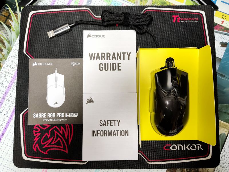 雞蛋糕爸爸開箱之敗家愛歹丸 Corsair 海盜船SABRE RGB PRO 軍刀電競滑鼠