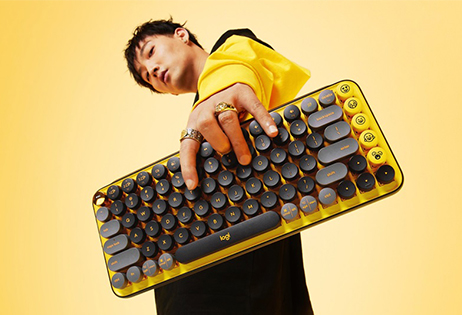 快速表情達意！羅技 Logitech POP KEYS　無線機械式鍵盤：EMOJI 客製鍵帽、打字機